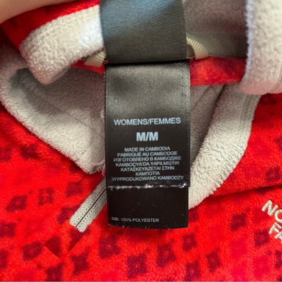The North Face Red Patterned 1/4 Zip Pullover Size M Fall Cozy Outdoor - Picture 7 of 7